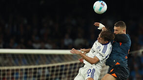 Momento do jogo entre Nápoles e Como