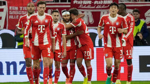 Jogadores do Bayern Munique a festejar 