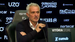 Mourinho não deixa Luís Pinto sem resposta: «Quando tinha a idade dele dizia mais parvoíces do que agora»