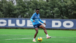 Zaidu treina com a equipa após convocatória