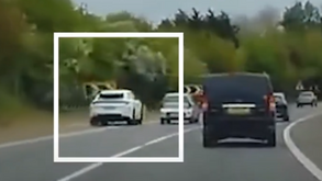 Jogador do Chelsea volta a ser apanhado em excesso de velocidade e arrisca prisão: «Será o fim da sua carreira»