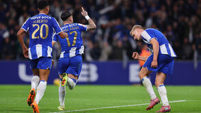 Jogadores do FC Porto celebram golo contra o Sp. Braga