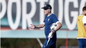 José Lima orienta os sub-17