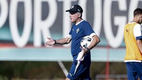 José Lima orienta os sub-17