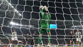 Rui Silva faz mais uma defesa no Juventus-Sporting