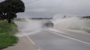 Dezasseis distritos sob aviso laranja devido a chuva forte