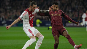 Jogo entre Ajax e Galatasaray na Liga dos Campeões