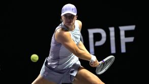Swiatek perde para Anisimova nas WTA Finals em Riade