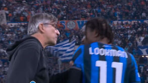 Lookman e Juric 'pegados'