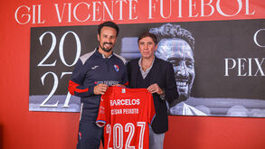 César Peixoto renova com o Gil Vicente