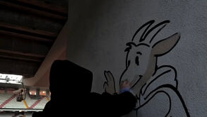 Ultra do Lech Poznan invade estádio do Rayo Vallecano para fazer grafiti de um bode