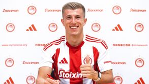 Costinha renova contrato com o Olympiacos até 2029