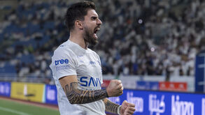 Rúben Neves assume protagonismo em vitória muito sofrida do Al Hilal