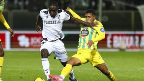 Beni em disputa de bola no V. Guimarães-Tondela