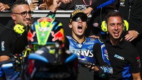 GP Portugal: Diogo Moreira vence em Moto2 e fica a um ponto do título