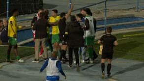 Confusão no Belenenses-Mafra após penálti polémico e expulsão