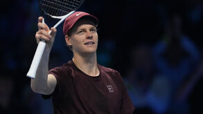 Sinner vence Auger-Aliassime nas ATP Finals, em Turim