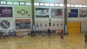 «Está calada, pr...»: jogadora portuguesa de basquetebol alvo de insultos racistas 