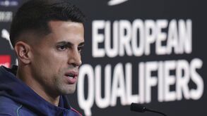João Cancelo em conferência de imprensa