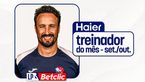 César Peixoto, treinador de setembro e outubro na 1ª Liga