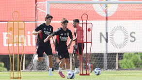 Gonçalo Moreira num treino do Benfica