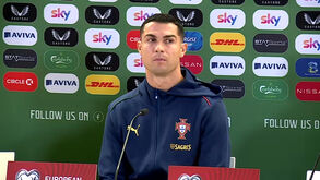 Cristiano Ronaldo e a pergunta que não acredita que os portugueses lhe fizessem: «Queres fazer uma à Ronaldinho...»