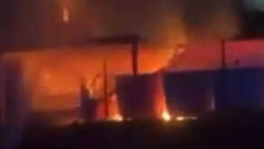 Incêndio de grandes dimensões danifica parcialmente estádio do Exeter