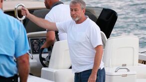 Obi Mikel recorda Abramovich e os seus iates no Chelsea