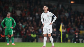 Cristiano Ronaldo expulso frente à Irlanda