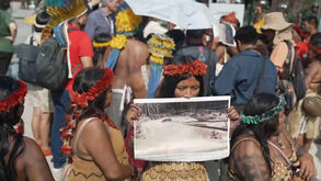 Protesto indígena bloqueia entrada da COP30   
