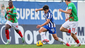 FC Porto quer estender empréstimo de João Moreira, cedido pelo São Paulo