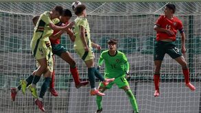 Sub-17 portugueses empatam com País de Gales no apuramento para Europeu