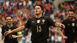 João Neves no Portugal-Arménia