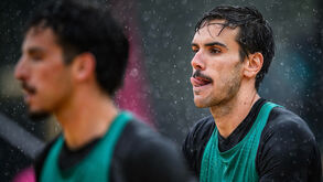 João Pedrosa e Hugo Campos sofrem primeira derrota no Mundial de voleibol de praia