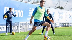 Luuk de Jong de volta à ação no Olival