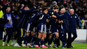 Escócia apura-se diretamente para a fase final do Campeonato do Mundo de 2026