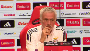 Mourinho e a lesão de Lukebakio: «O único mercado aberto é o do Livramento. Bom peixe, boa carne, bons legumes...»