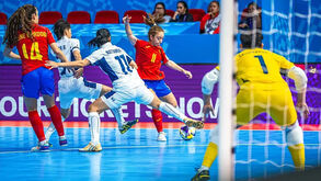 Tricampeã europeia Espanha entra a vencer no Mundial feminino de futsal