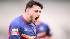 Pozo assinala jogo 50 com 'brinde'