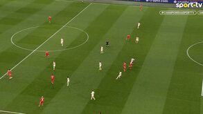 Lance de Barreiro aos 5 minutos