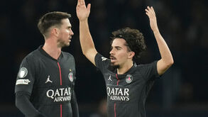 Vitinha marca pelo PSG contra o Tottenham