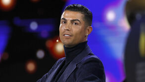 Cristiano Ronaldo torna-se acionista da WOW FC e entra no mundo do MMA