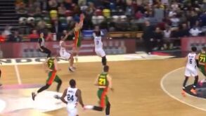 É já considerada uma das maiores reviravoltas de sempre no basquetebol: o final louco do Grã-Bretanha-Lituânia