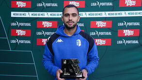 Moukhliss recebeu o troféu de melhor médio da 2.ª Liga: «É fruto de um trabalho coletivo»