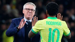 Ancelotti e Rodrygo 