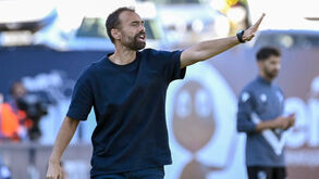 Famalicão, de Hugo Oliveira, continua invencível fora de casa