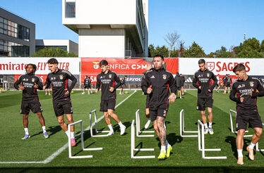 Plantel do Benfica prepara o jogo com o Nacional