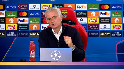 Mourinho: «Leverkusen não faz nada para ganhar, teve a complacência do árbitro...»