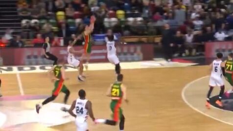 É já considerada uma das maiores reviravoltas de sempre no basquetebol: o final louco do Lituânia-Grã-Bretanha