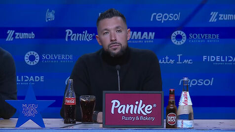 Farioli responde a Ian Cathro «Tentei acalmá-lo mas ele estava demasiado efusivo»